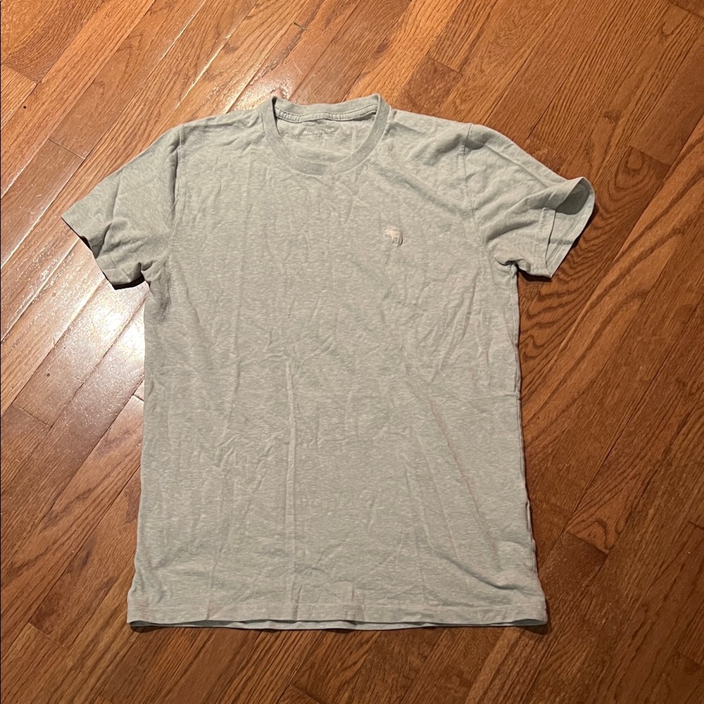 Abercrombie & Fitch men’s small